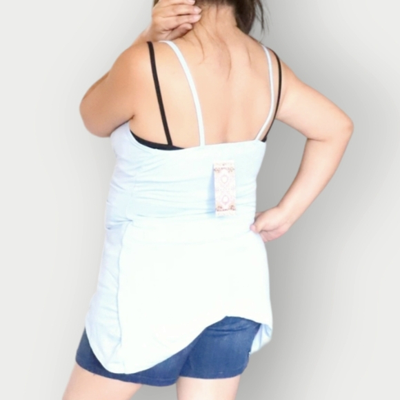 NWT BOOHOO WOMENS BABY BLUE SUMMER SHIRT SIZE. 6 - Picture 3 of 5